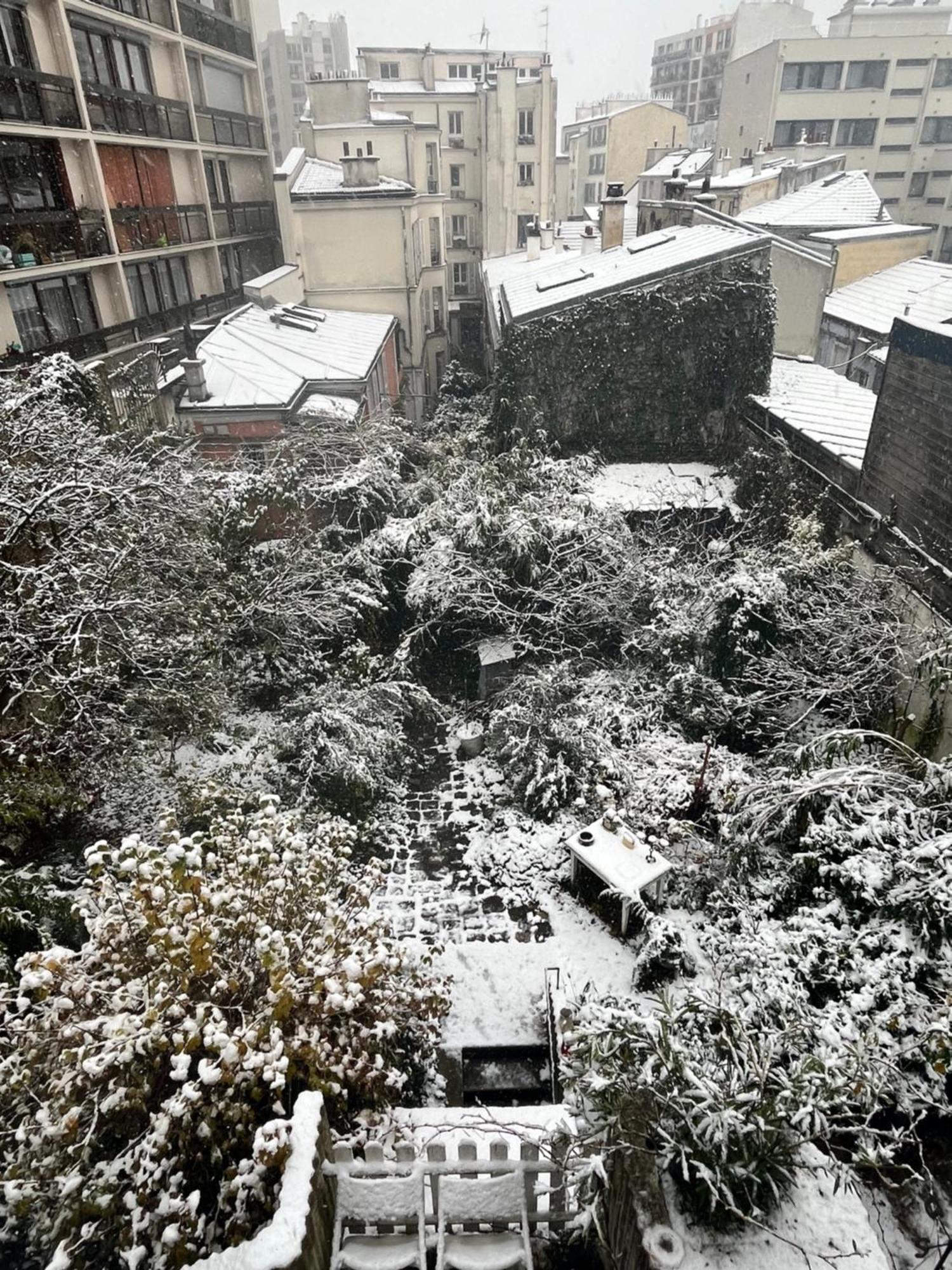 Le Grand Maulnes Bed & Breakfast Paris Exterior photo